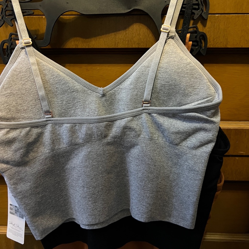 Everyday Rust Seamless Cami Bralette with Removable Pads - Picture 2 of 3